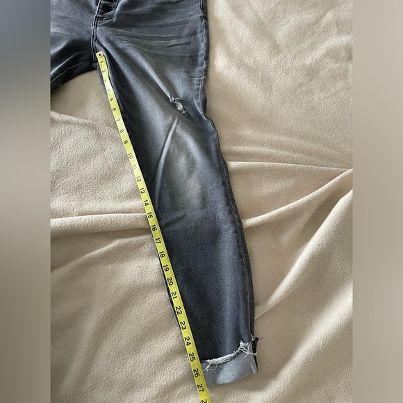 Kut from the Kloth button front skinny jean - Picture 2 of 11